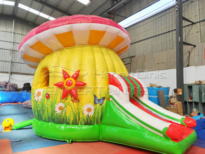 Precautions for cleaning inflatable playground